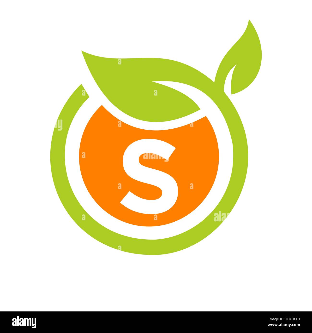 Eco Logo Design Letter S Vector. Modello di design con icona logo Eco Leaf sul concetto S Letter Illustrazione Vettoriale