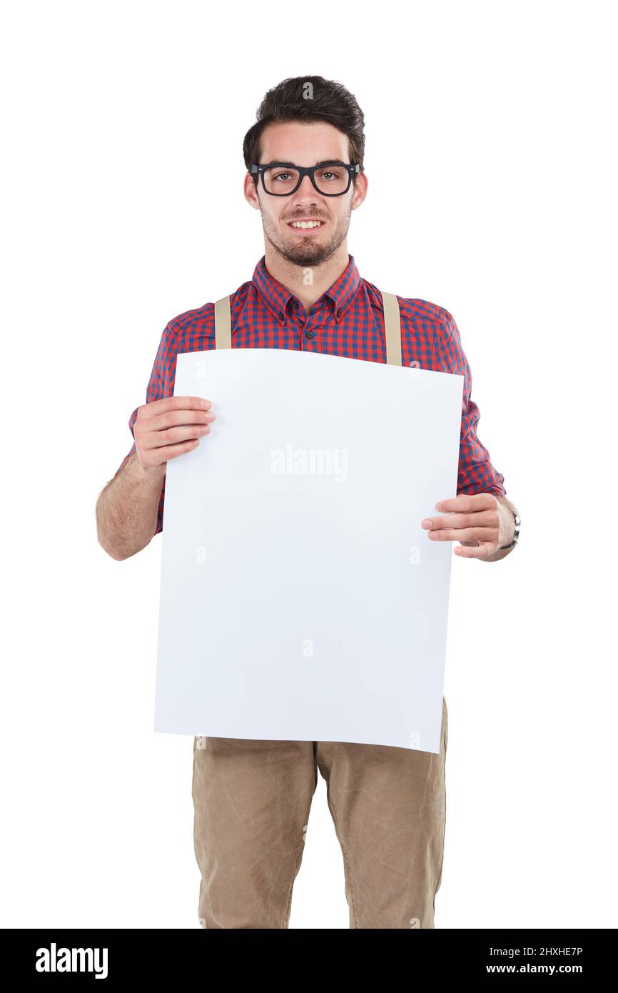 Posso avere la vostra attenzione per favore. Studio girato di un giovane uomo che tiene in mano un cartello bianco su sfondo bianco. Foto Stock