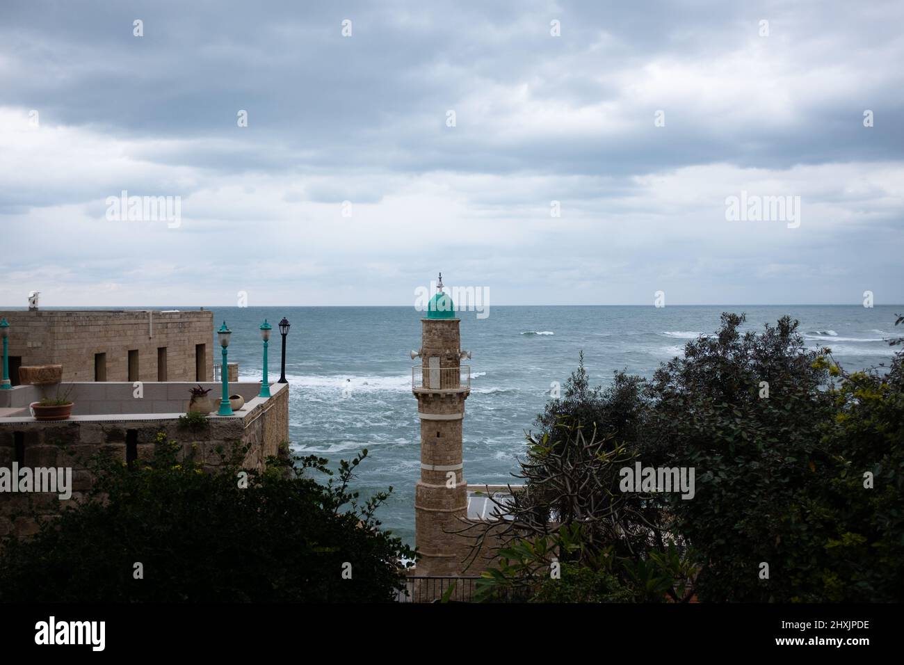 Minareto della Moschea di al-Bahr nella Città Vecchia di Jaffa a Tel Aviv Foto Stock