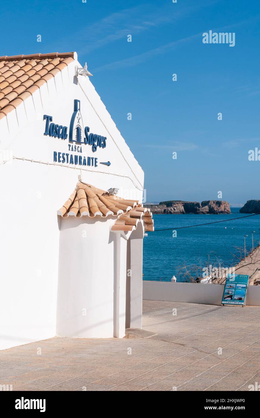 Tapas Sagres, ristorante presso il porto di Porto de Baleeira, Algarve, Portogallo Foto Stock