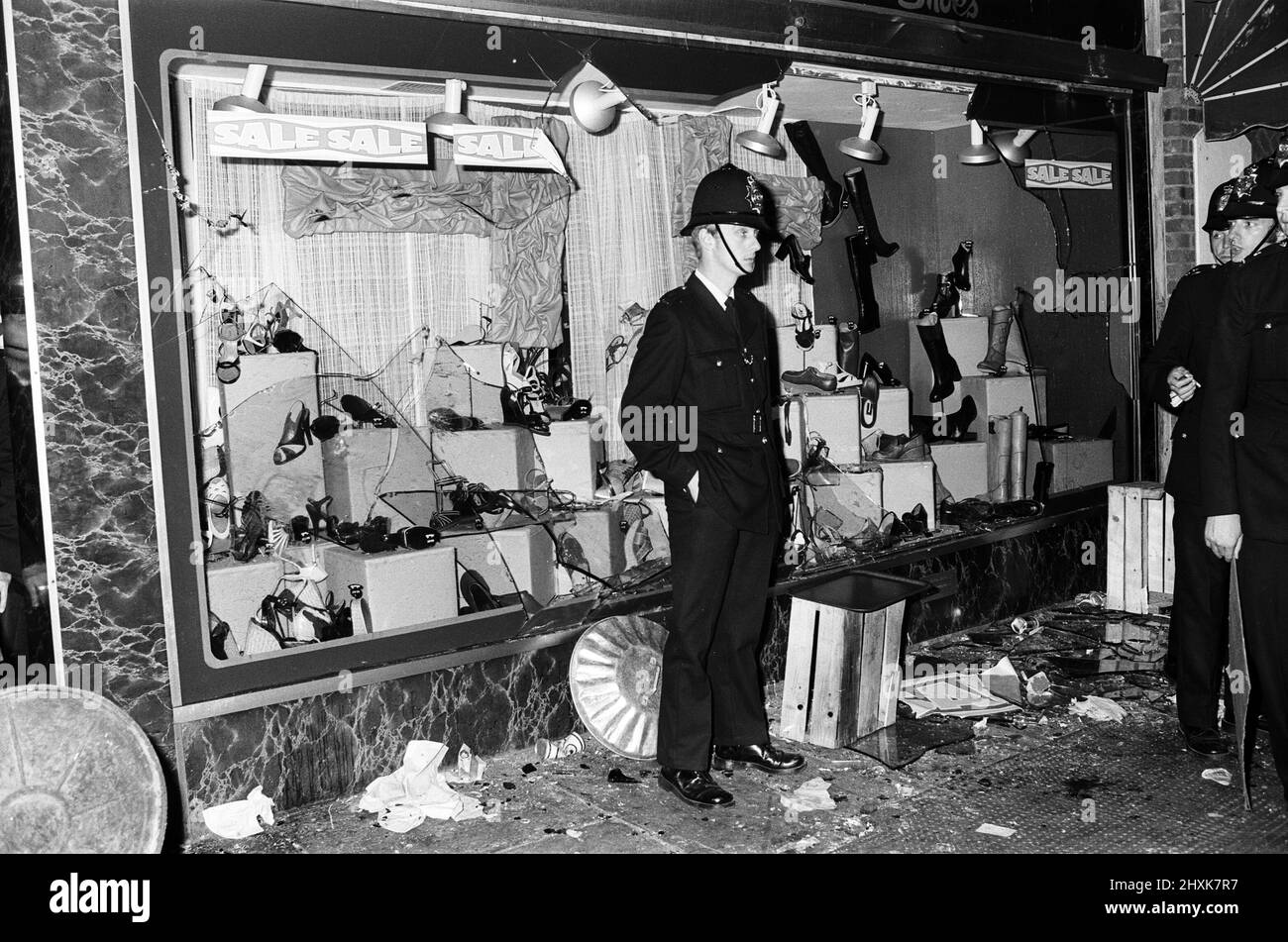 I postumi delle rivolte di Notting Hill. 30th agosto 1976. Foto Stock