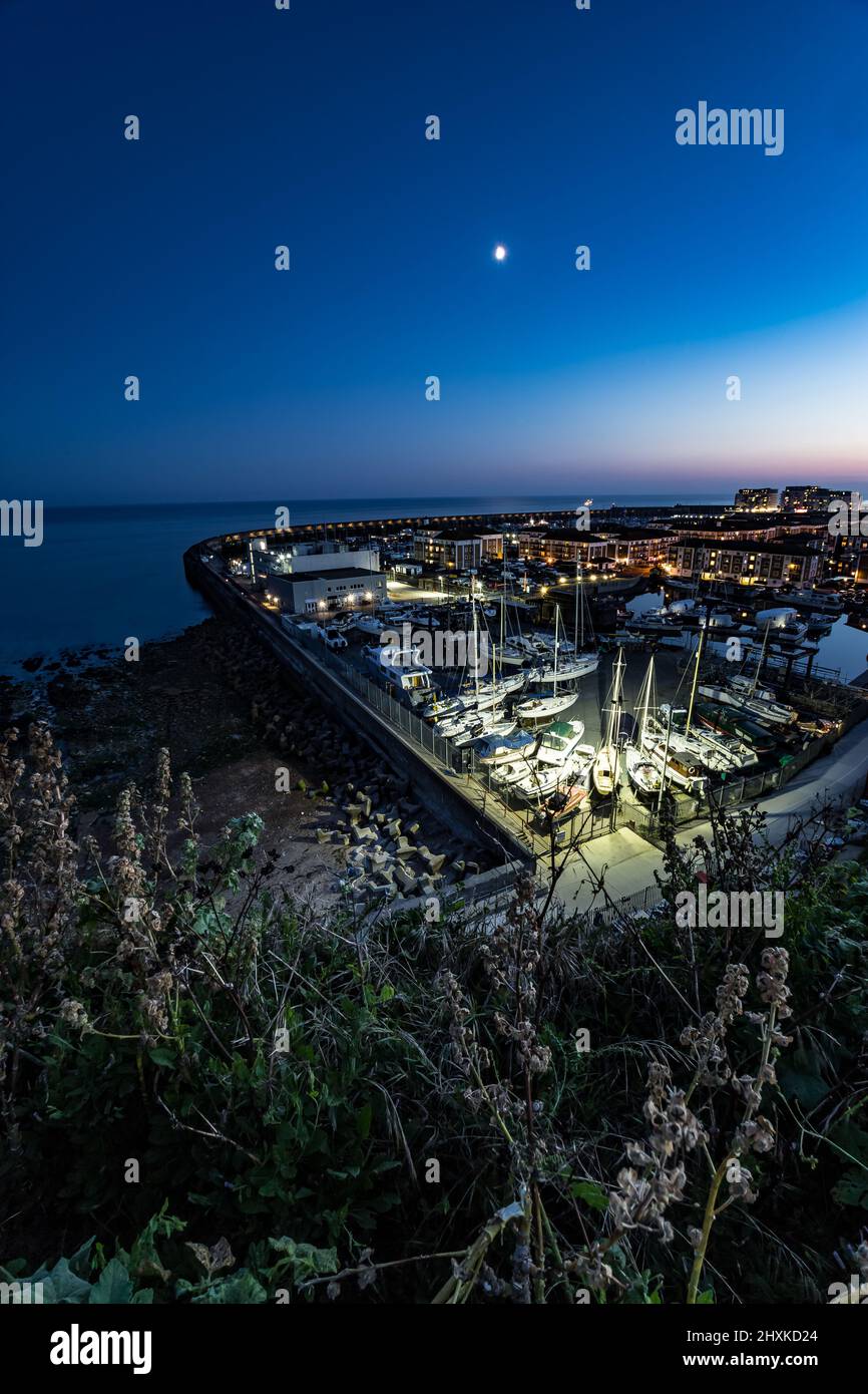 Brighton Marina di notte Inghilterra Europa Foto Stock
