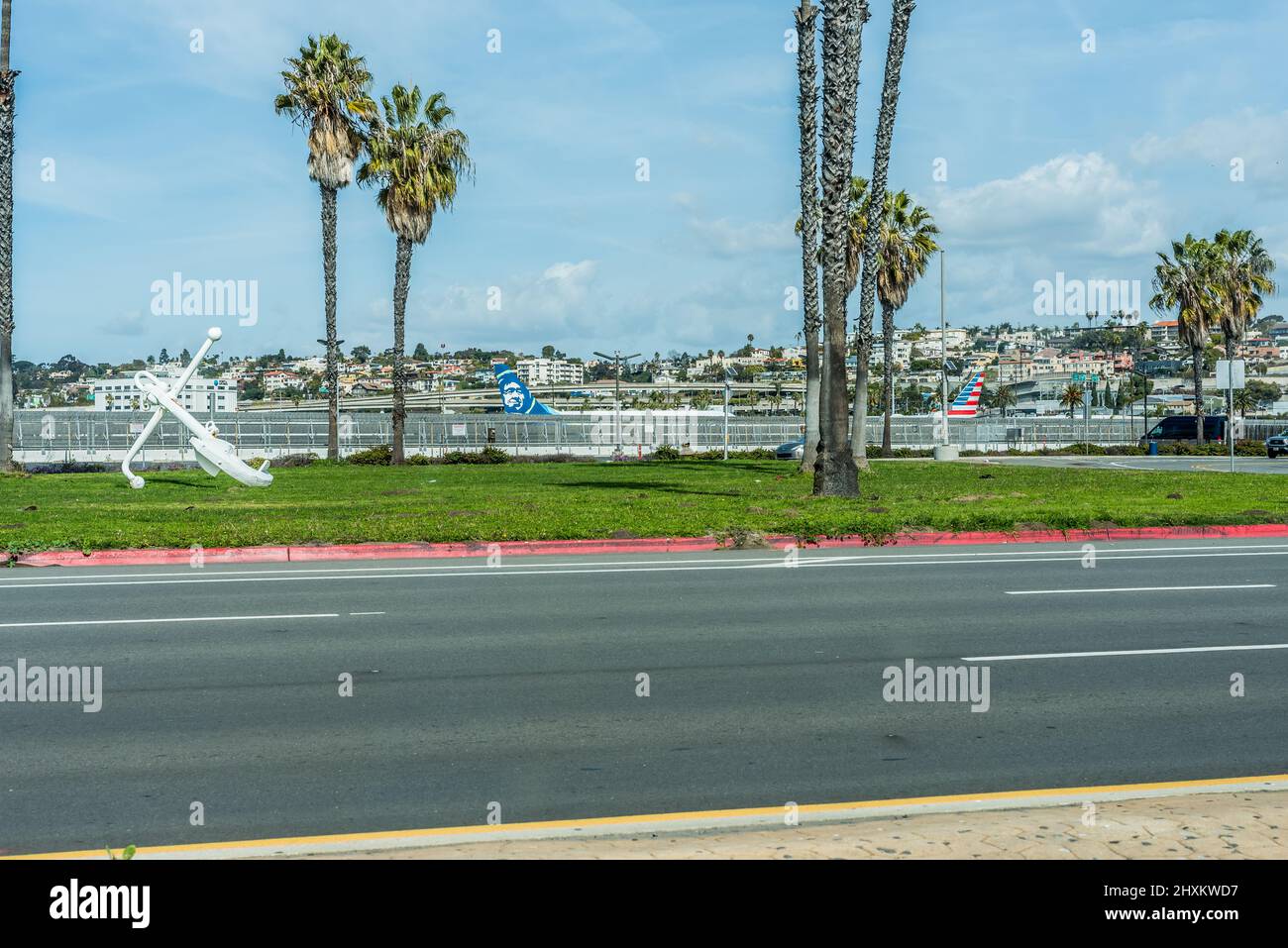 Vista sull'aeroporto dall'esterno Foto Stock