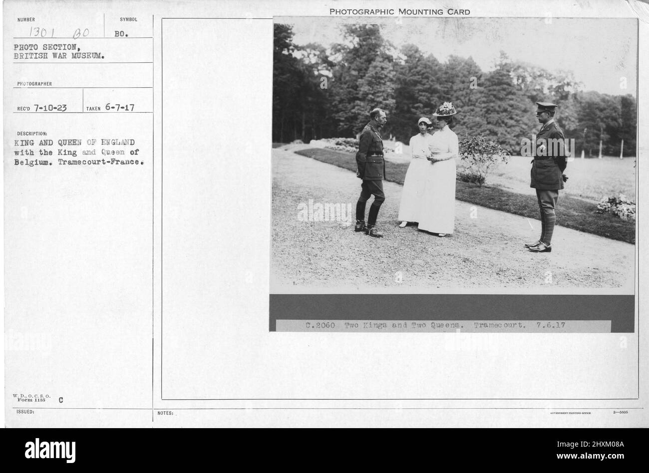 Re e Regina d'Inghilterra con il Re e la Regina del Belgio, Tramecourt-Francia. 6-7-1917. Collezione di fotografie della prima Guerra Mondiale, 1914-1918 che raffigurano le attività militari delle forze armate britanniche e di altre nazioni e del personale durante la prima Guerra Mondiale Foto Stock