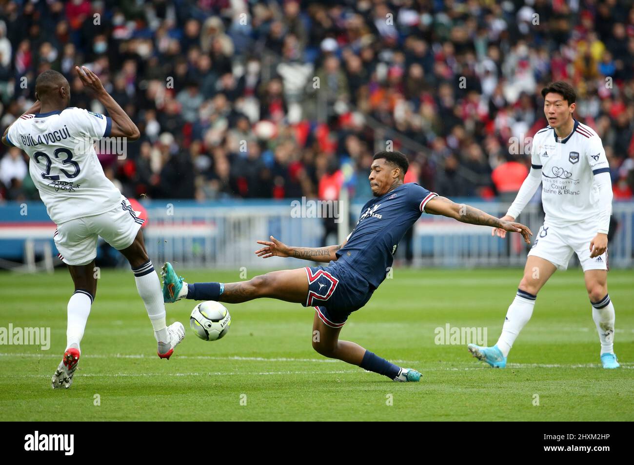 Parigi, Francia - 13 marzo 2022, Presnel Kimpembe del PSG durante il campionato di Fench Ligue 1 partita di calcio tra Paris Saint-Germain (PSG) e Girondins de Bordeaux il 13 marzo 2022 allo stadio Parc des Princes di Parigi, Francia - Foto Jean Catuffe / DPPI Foto Stock