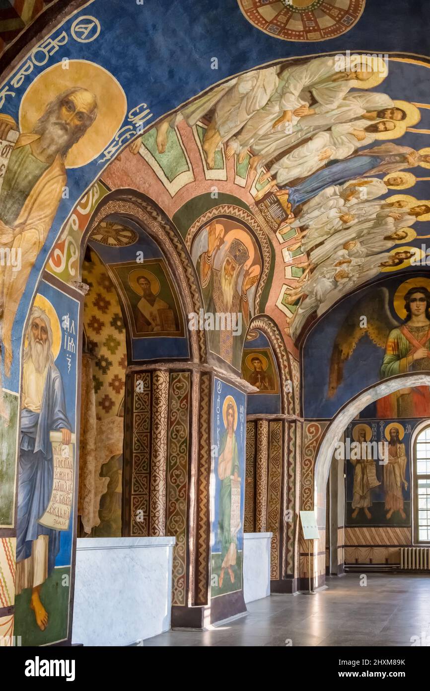 Antichi affreschi cristiani all'interno della chiesa del monastero di San Cirillo a Kyiv, Ucraina Foto Stock