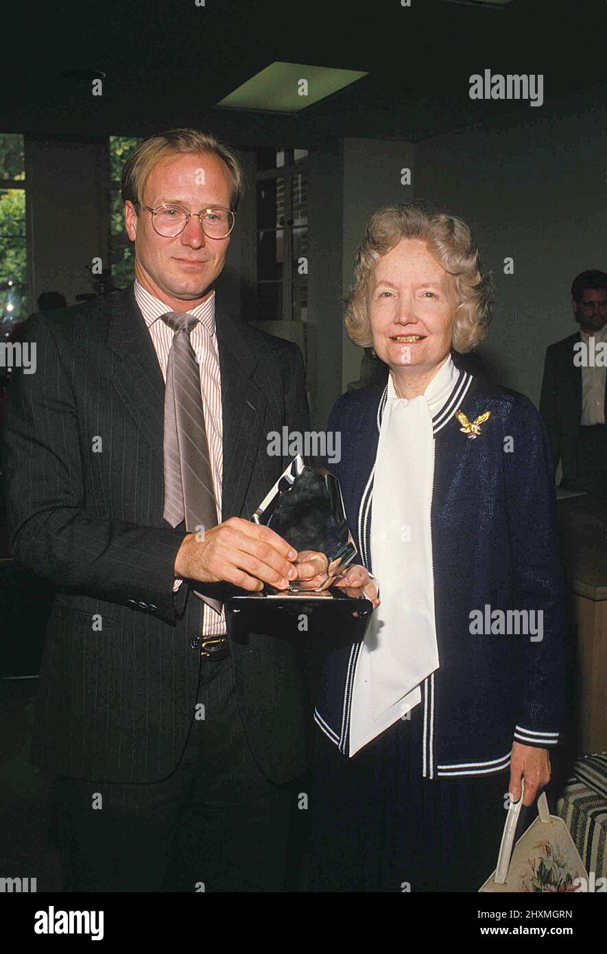 **FOTO DEL FILE** William Hurt è passato via. William Hurt e Susie Tracy 1988 credito: Ralph Dominguez/MediaPunch Foto Stock