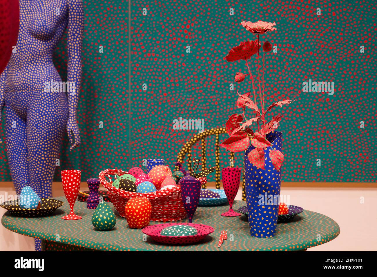 Mostra di Yayoi Kusama al Museo d'Arte di Tel Aviv il 26 2022 gennaio Foto Stock