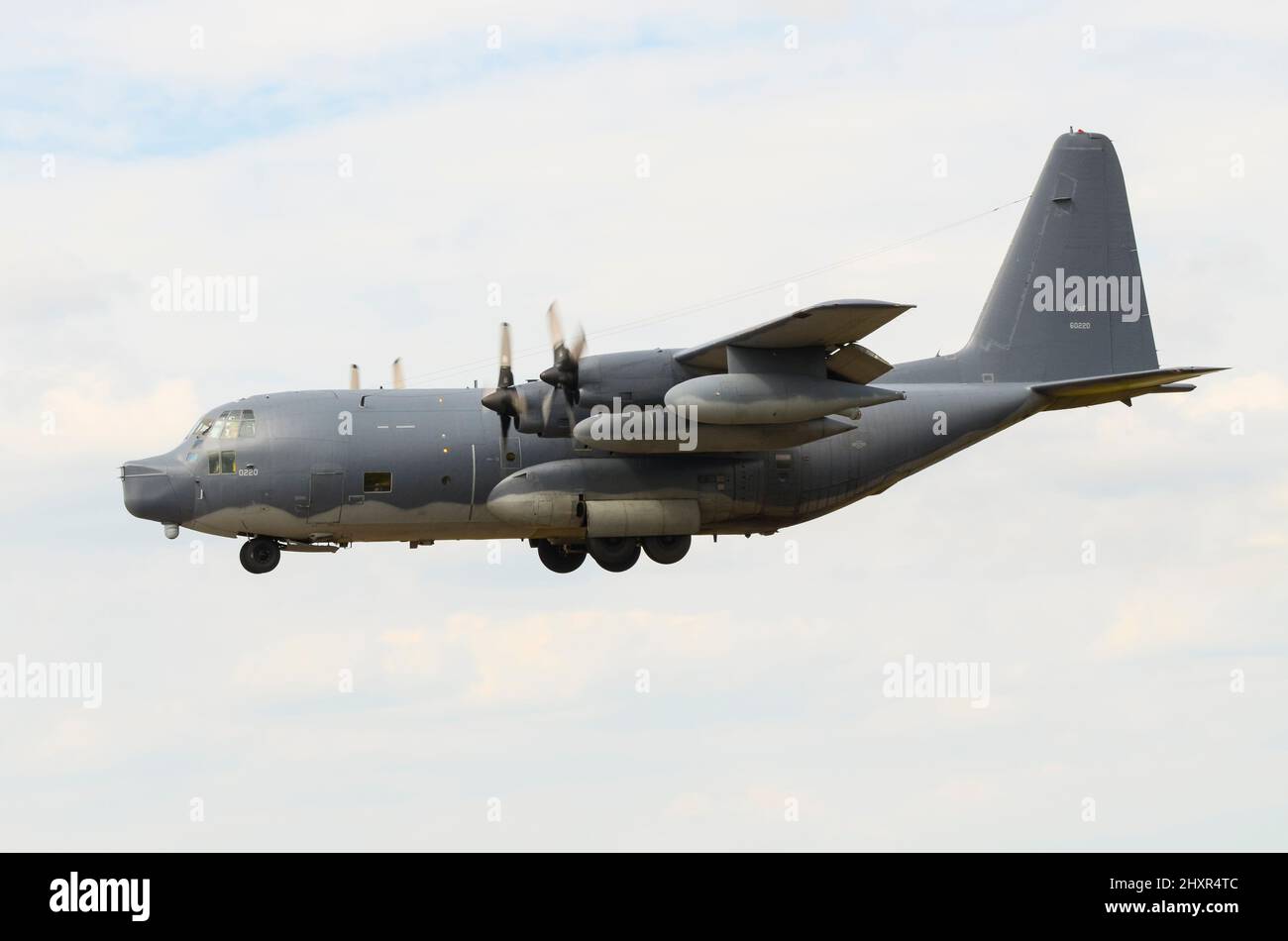 USAF Lockheed MC-130P Hercules, Combat Shadow, di 67 operazioni speciali Squadron atterraggio a RIAT, RAF Fairford, Regno Unito. Speciale piano di infiltrazione mission Foto Stock