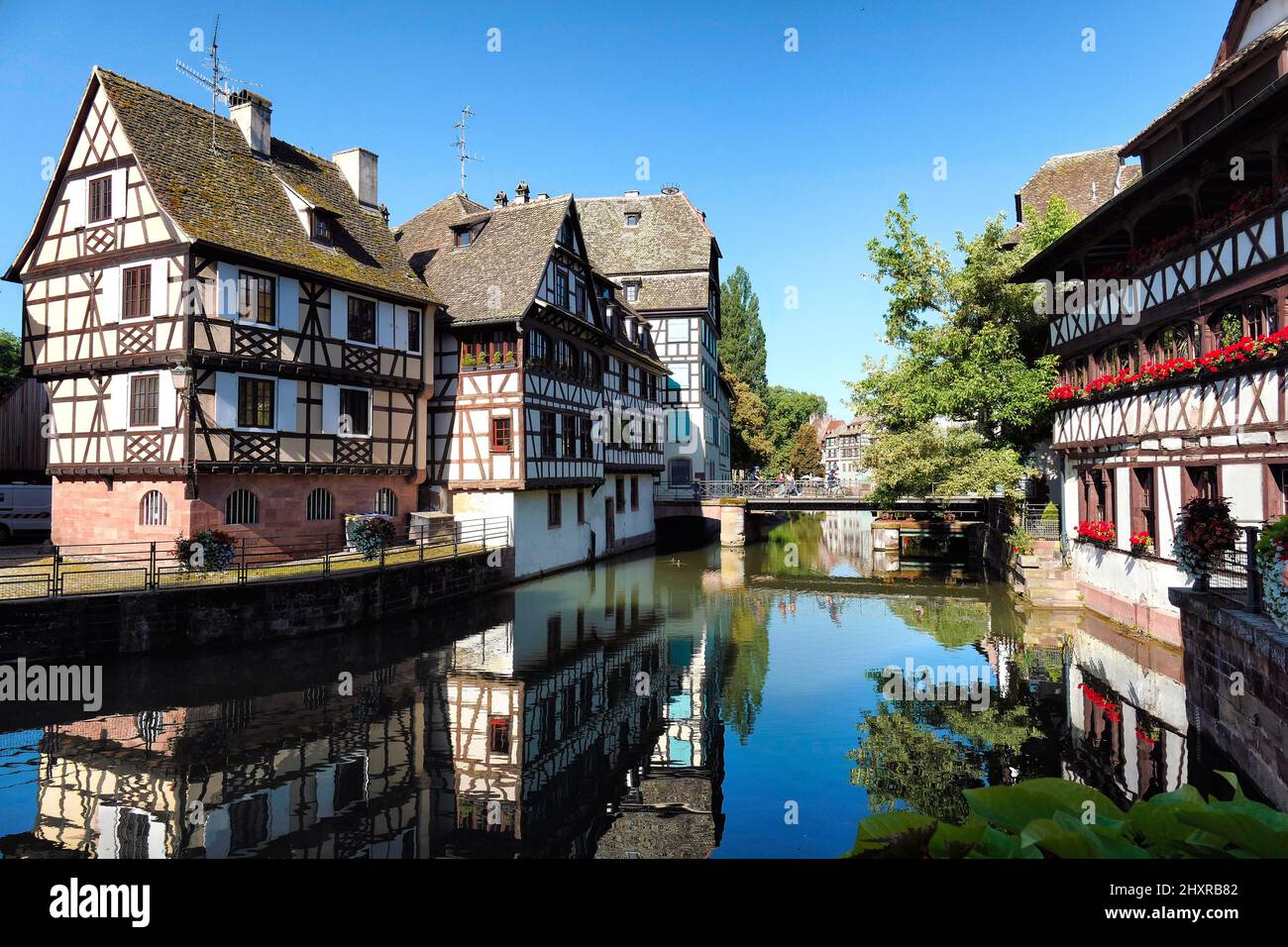 Francia, Strasburgo, il centro storico dichiarato Patrimonio dell'Umanità dall'UNESCO, la Petite France, intorno a piazza Benjamin Zix. Foto Stock