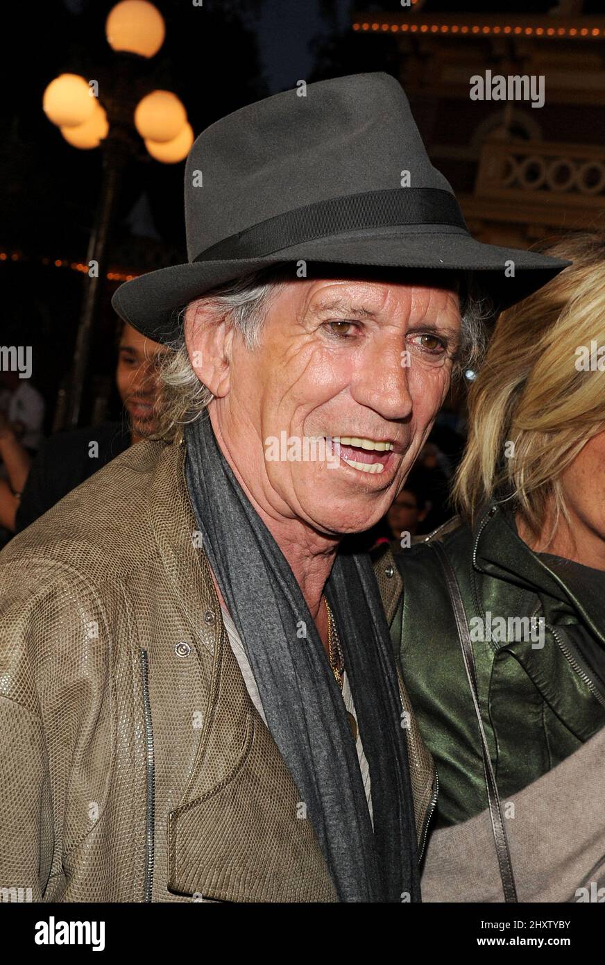 Keith Richards e Patti Hansen alla prima mondiale "Pirati dei Caraibi: Su Stranger Tides" tenutasi a Disneyland, Los Angeles, California Foto Stock
