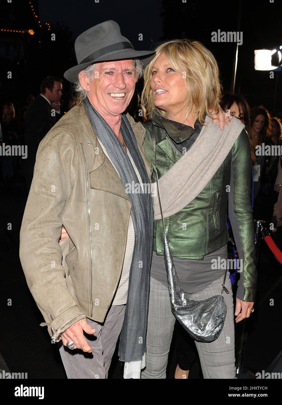 Keith Richards e Patti Hansen alla prima mondiale "Pirati dei Caraibi: Su Stranger Tides" tenutasi a Disneyland, Los Angeles, California Foto Stock