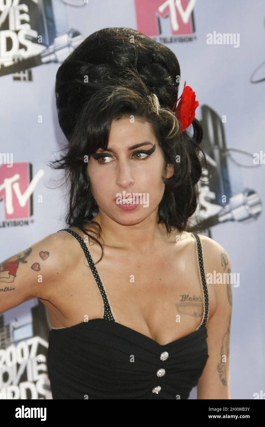 File Photo : 3 Giugno 2007 Universal City, CA. Amy Winehouse al MTV Movie Awards 2007 che si è tenuto presso l'anfiteatro Gibson presso gli Universal Studios Foto Stock