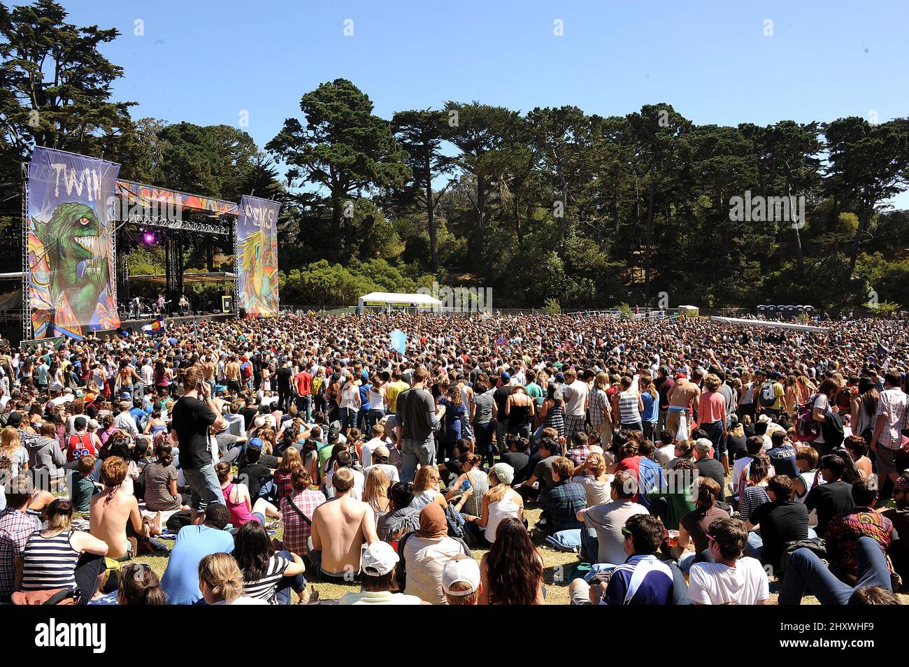 Atmosfera generale all'esterno del Lands Music & Arts Festival che si è svolto all'interno del Golden Gate Park, San Francisco. Foto Stock