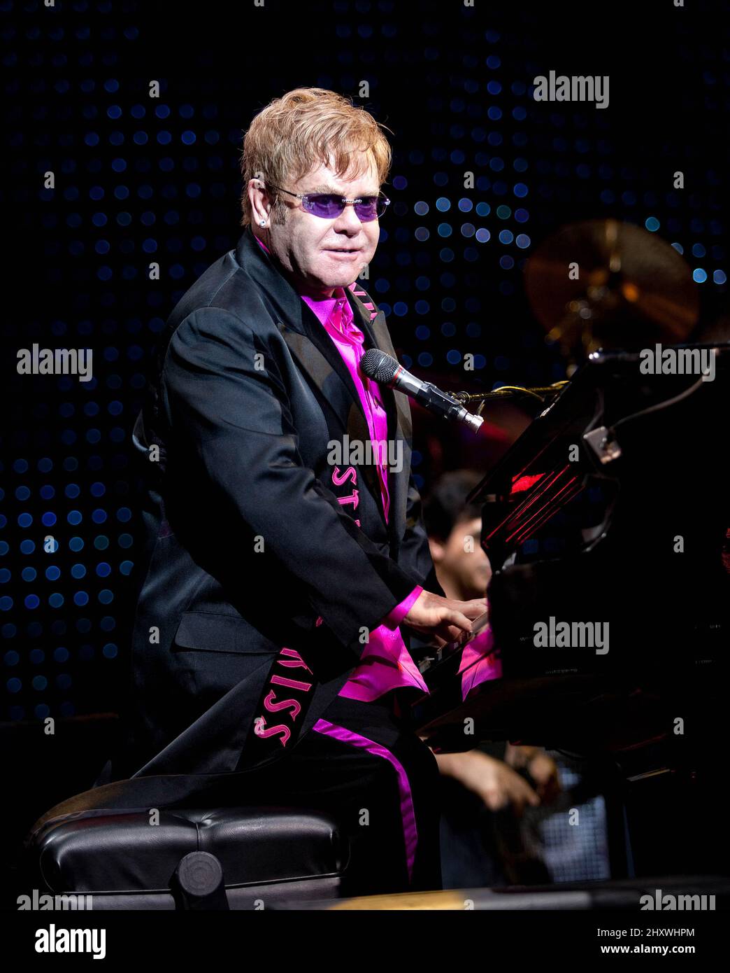 Elton John in concerto al Bethel Woods Center for Arts di Bethel, NY Foto Stock