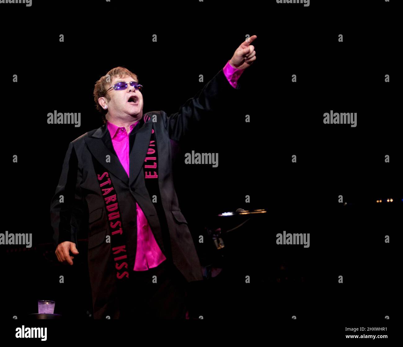 Elton John in concerto al Bethel Woods Center for Arts di Bethel, NY Foto Stock