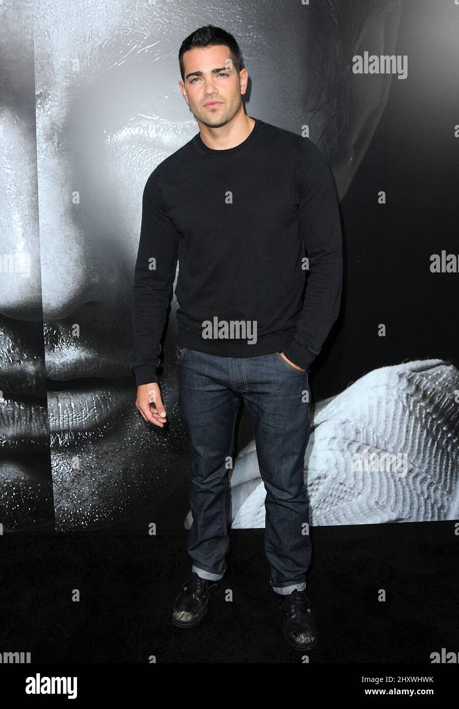 Jesse Metcalfe al World Premiere of Warrior tenuto presso i cinema ARCLIGHT di Hollywood Foto Stock