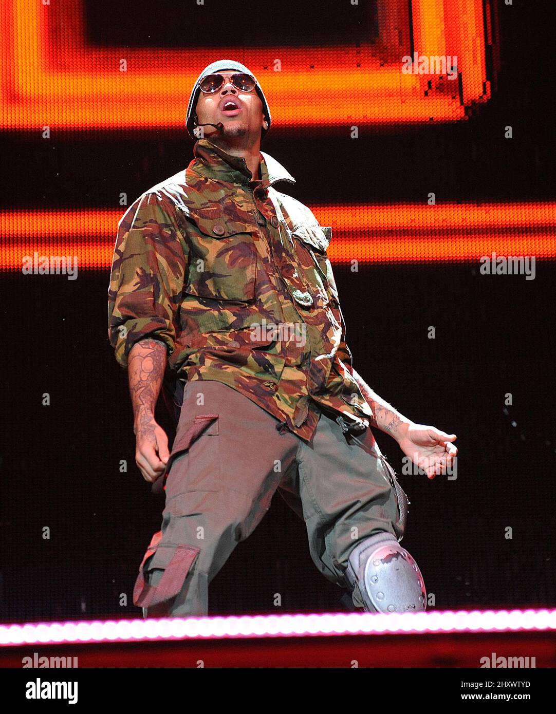 Chris Brown si esibisce durante il SUO TOUR DI FAMA 2011 al Time Warner Cable Music Pavilion di Raleigh, NC. Foto Stock