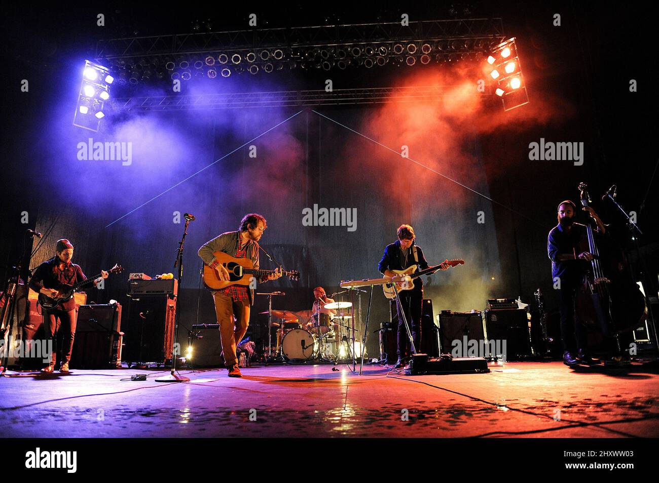 Fleet Foxes si esibisce all'anfiteatro di Raleigh, NC. Foto Stock