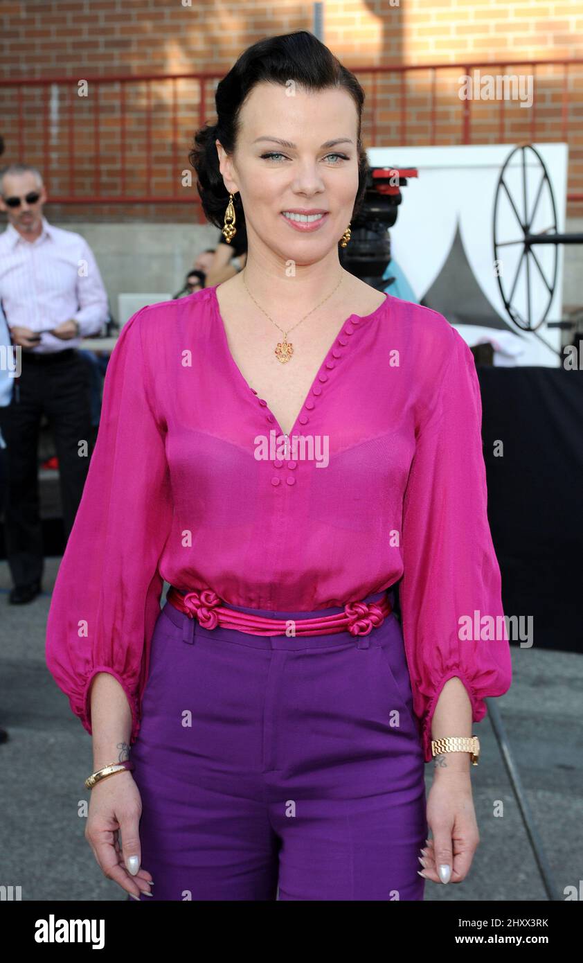 Debi Mazar alla Giornata annuale di apprezzamento 17th per la polizia e i pompieri che si tiene alla stazione di polizia a Los Angeles, Stati Uniti. Foto Stock