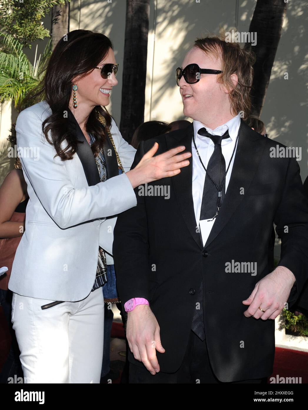 Nancy Shevell e James McCartney partecipano come Paul McCartney è onorato con la sua propria stella sulla Hollywood Walk of Fame, (Hollywood, CA.). Foto Stock