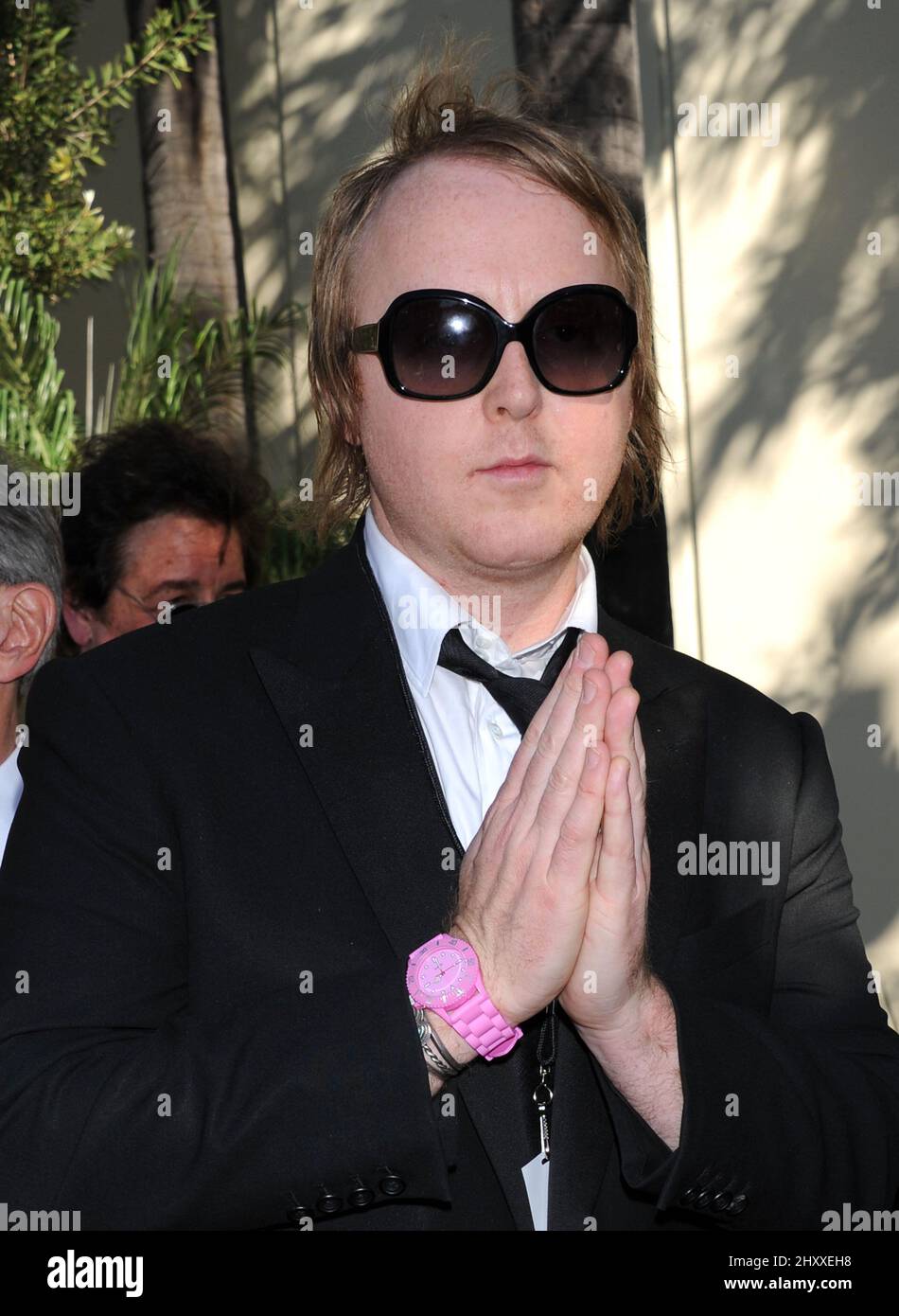 James McCartney è presente mentre Paul McCartney è onorato con la sua stella sulla Hollywood Walk of Fame, (Hollywood, CA.). Foto Stock