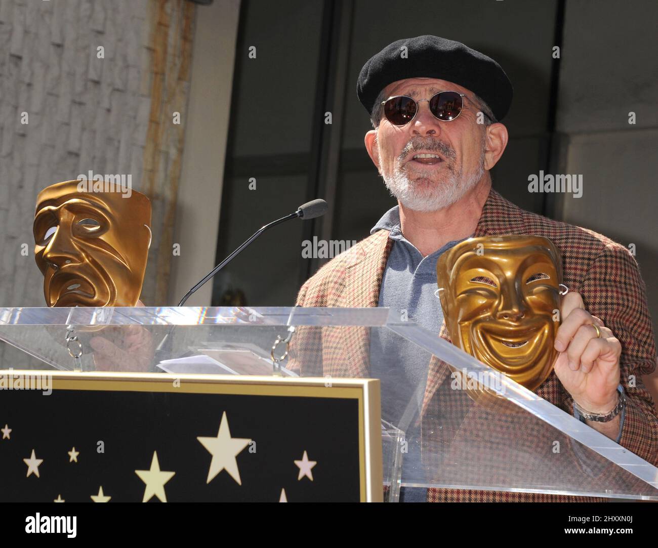David Mamet durante la cerimonia Hollywood Walk of Fame Star, California Foto Stock