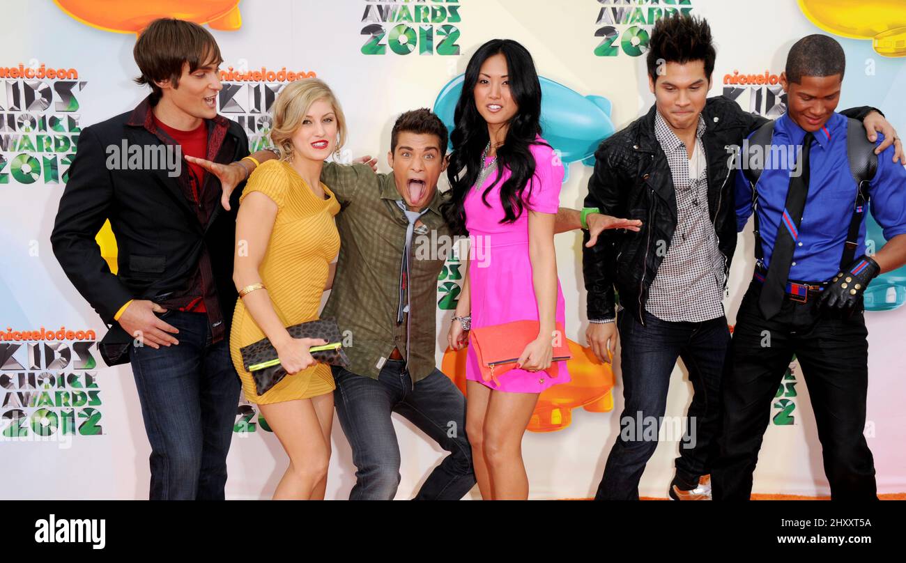 Cast of Power Rangers Samurai al Nickelodeon's 25th Annual Kids' Choice Awards tenutosi al Galen Center di Los Angeles, California. Foto Stock