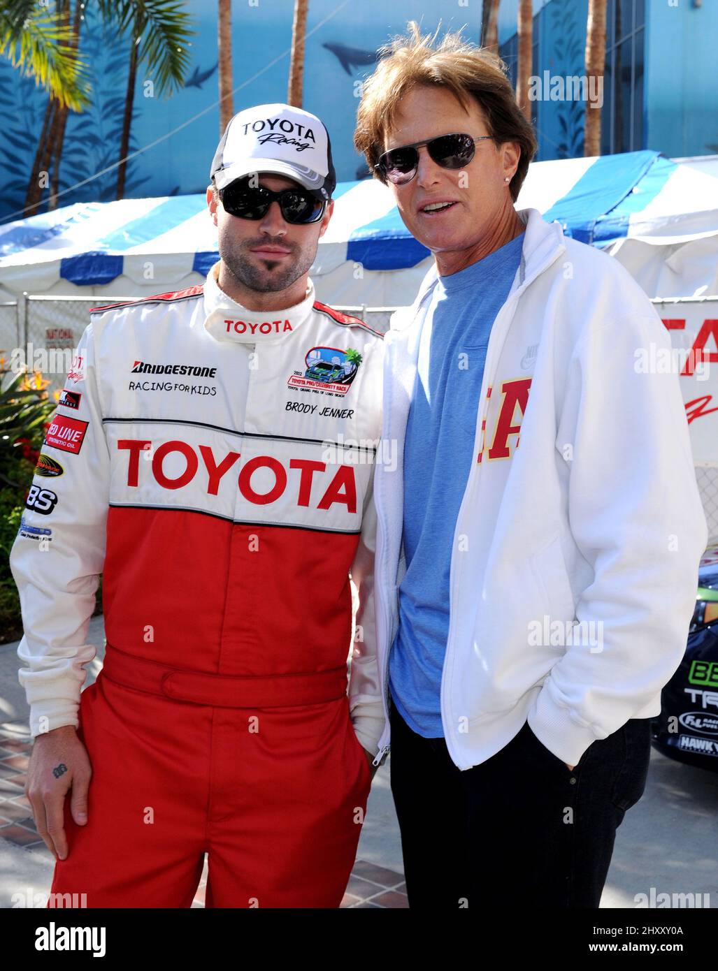 Brody Jenner e Bruce Jenner partecipano alla Toyota Grand Prix Celebrity  Race 2012 che si tiene per le strade di Long Beach in California, USA Foto  stock - Alamy