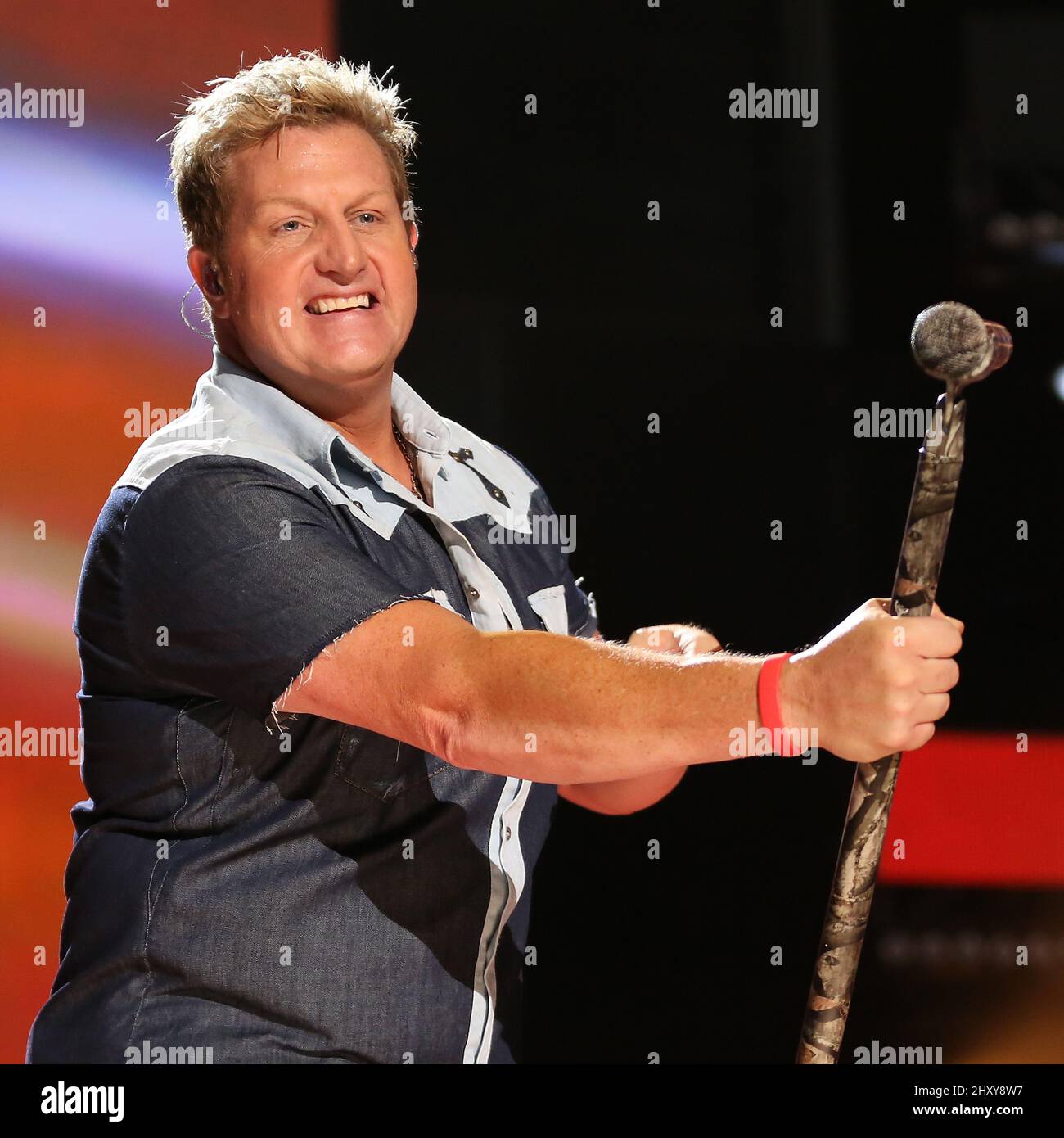 Rascal Flatts, Gary Levox sul palco durante il CMA Music Festival 2012 Concerti serali al LP Field. Foto Stock