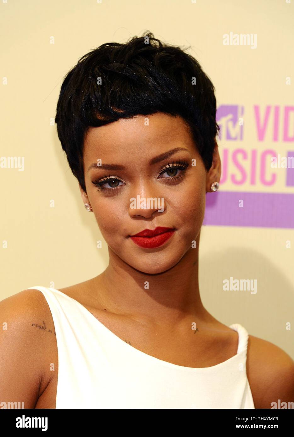 Rihanna arriva al MTV Video Music Awards 2012 allo Staples Center di Los Angeles. Foto Stock