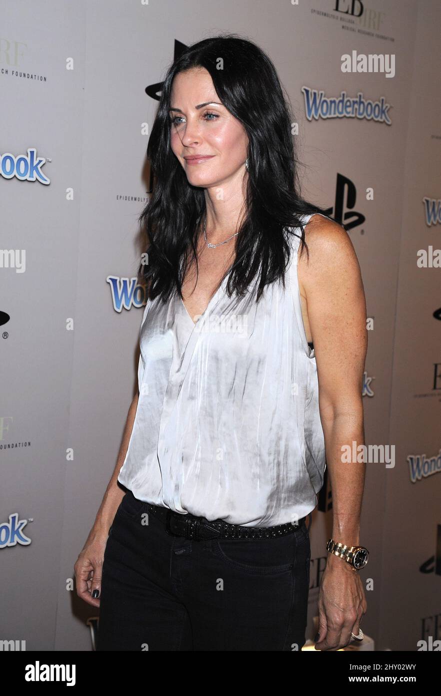 Courteney Cox partecipa al Wonderbook di PlayStation Halloween Party tenuto presso la "PlayStation Enchanted Forest" di Los Angeles. Foto Stock