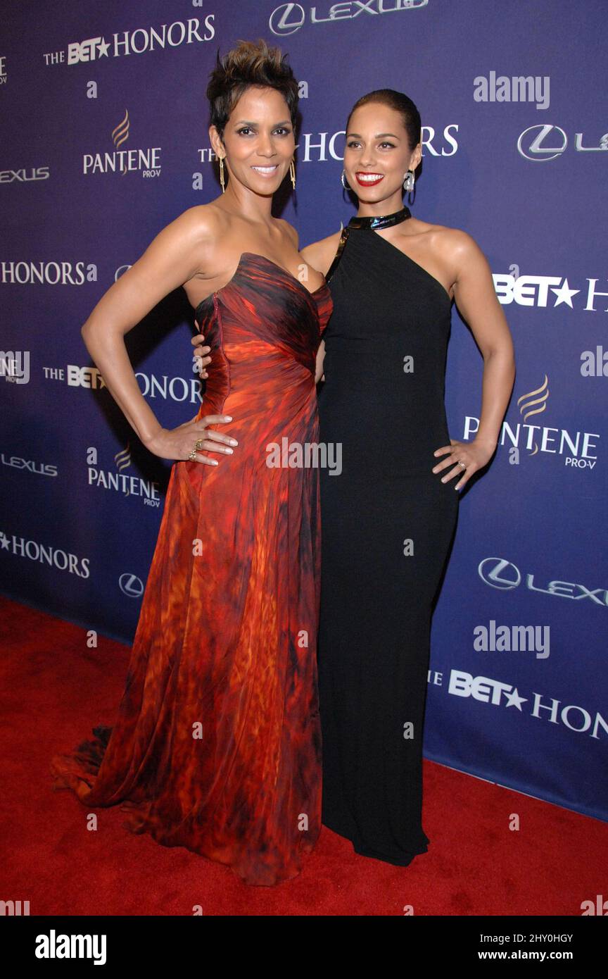 Halle Berry e Alicia Keys che partecipano al BET Honors Awards 2013 a Washington Foto Stock