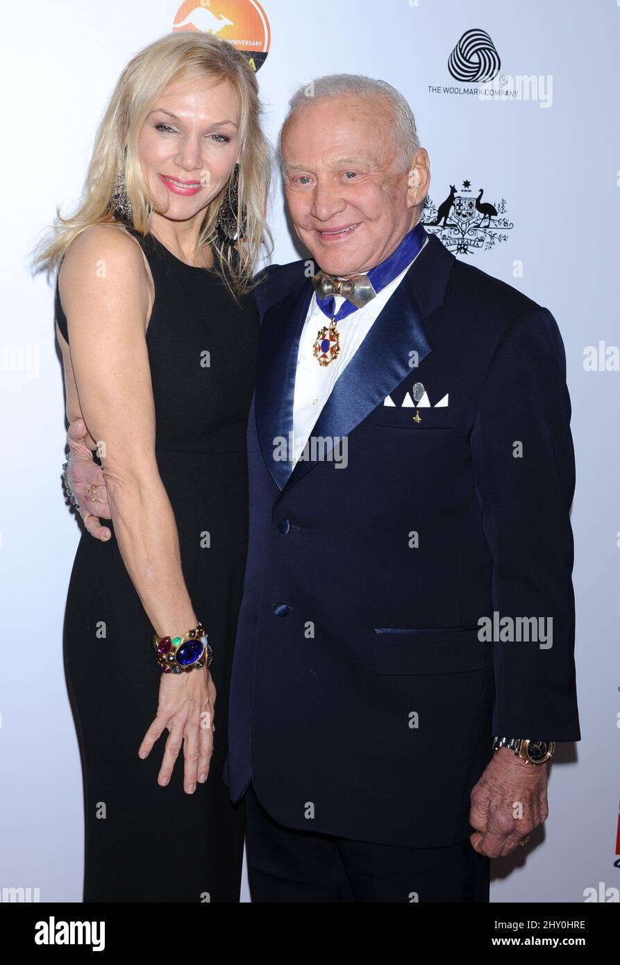 Buzz Aldrin ha partecipato al G'Day USA Black Tie Gala 2013 per onorare gli australiani a Los Angeles, California. Foto Stock