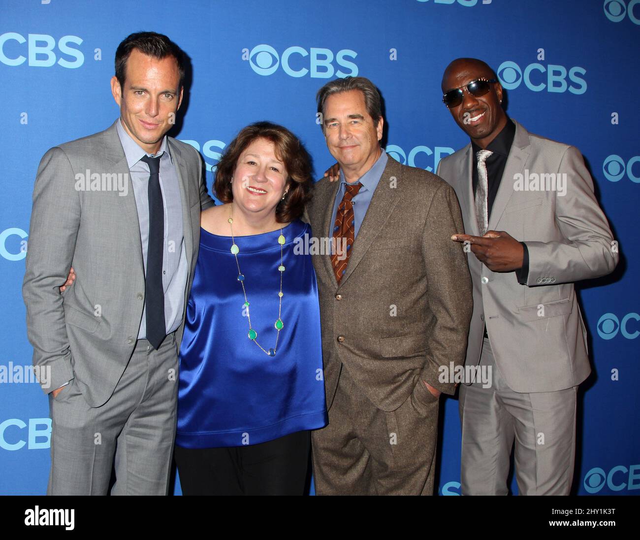 Will Arnet, Margo Martindale, Beau Bridges e JB Smoove partecipano alla presentazione iniziale CBS 2013 che si tiene presso il Lincoln Center di New York, USA. Foto Stock