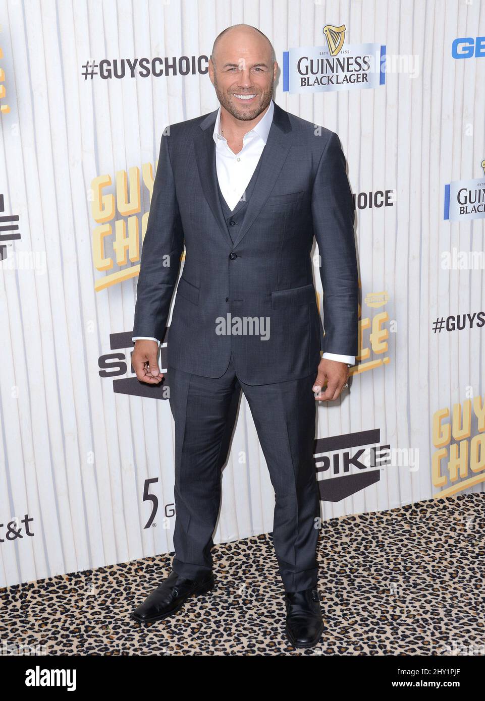 Randy Couture arriva per i premi Spike TV Guys Choice 2013 che si sono tenuti presso i Sony Pictures Studios di Los Angeles. Foto Stock