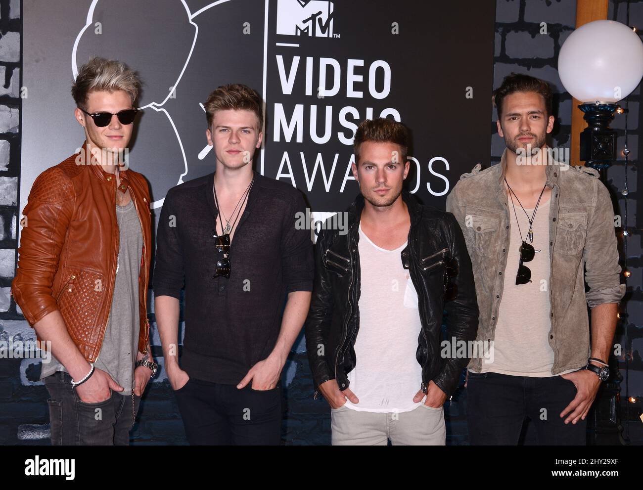 I membri della band di Lawson Ryan Fletcher, Joel Peat, Andy Brown, Adam Pitts hanno partecipato ai MTV Video Music Awards 2013 al Barclay Center di Brooklyn, New York. Foto Stock