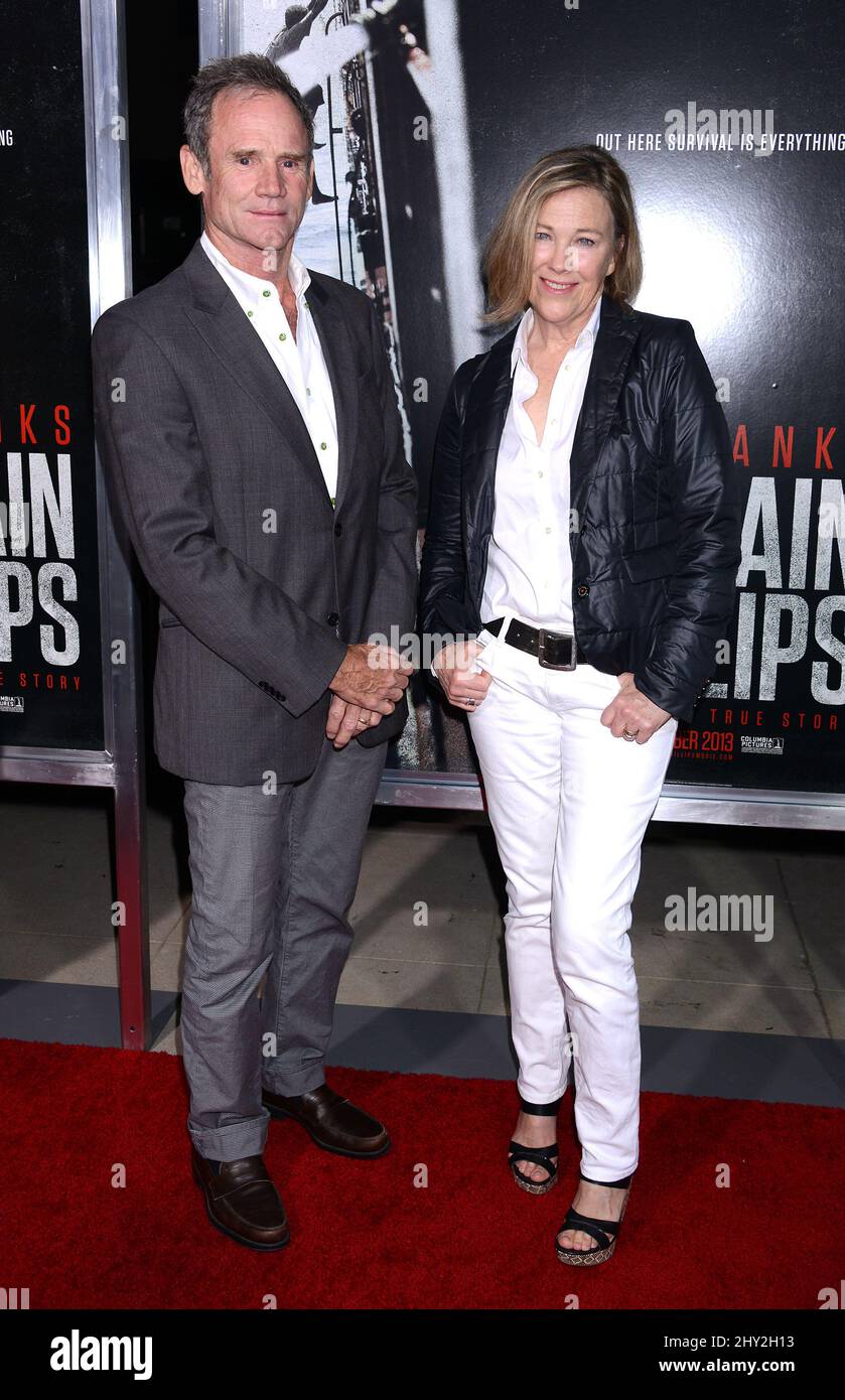 Bo Welch e Catherine o'Hara assistono allo Screening "Captain Phillips" tenuto all'Academy Theatre di Los Angeles, California. Foto Stock