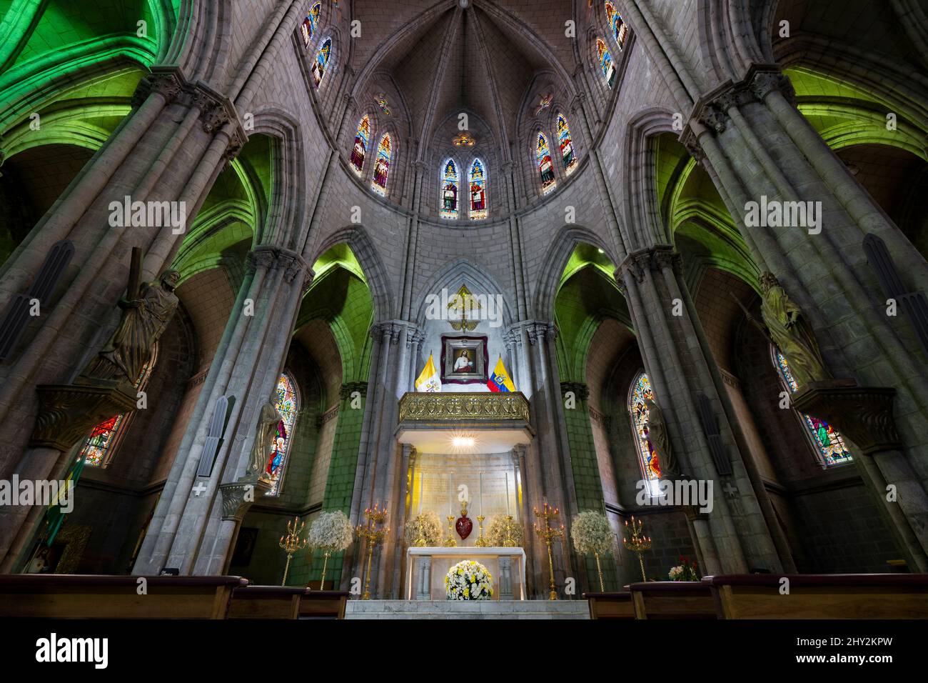 Basilica del voto Nazionale (Basílica del Vato Nacional), Quito, Ecuador Foto Stock