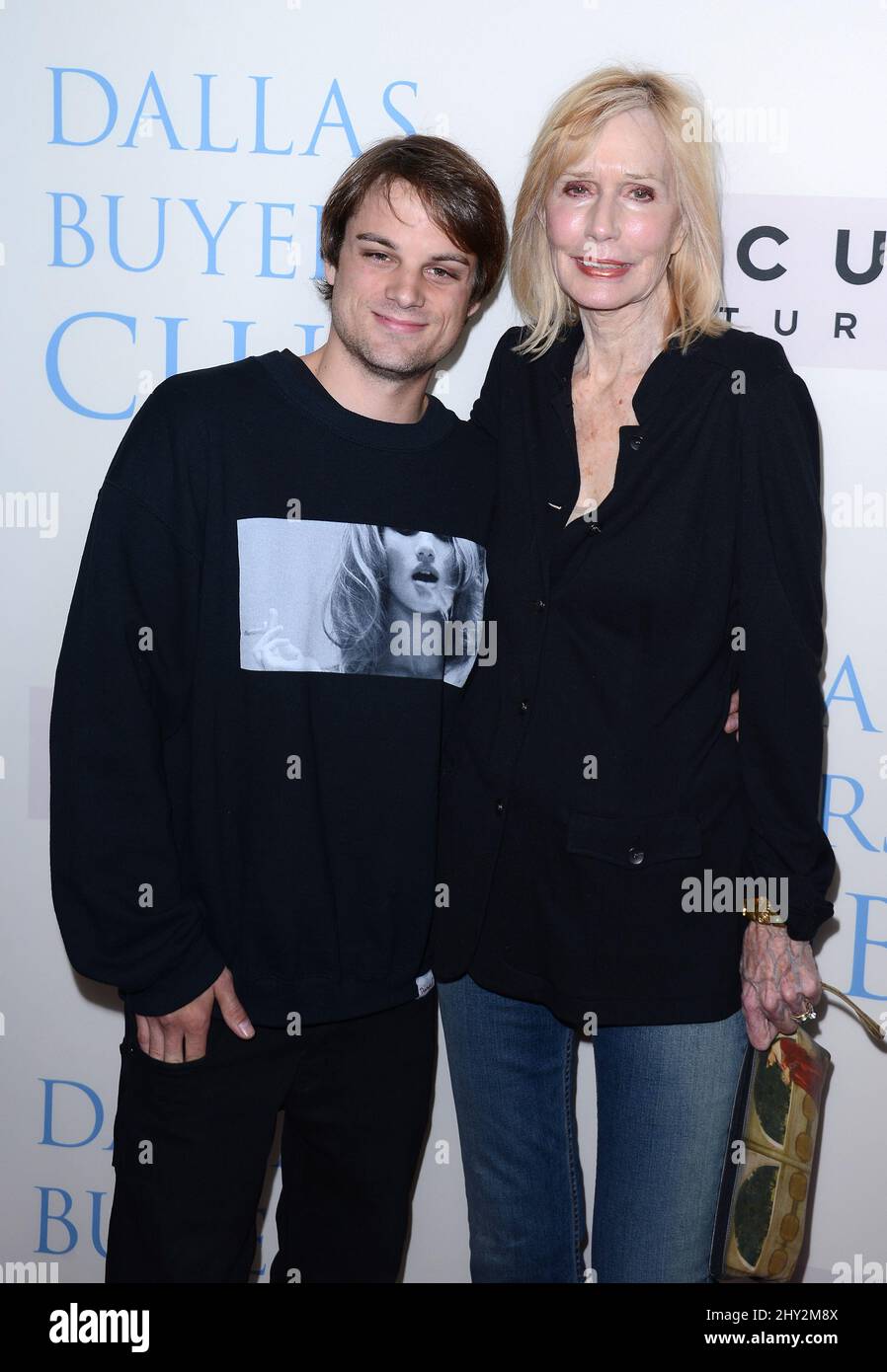 Sally Kellerman arriva alla prima del 'allas Buyers Club' a Los Angeles, California. Foto Stock