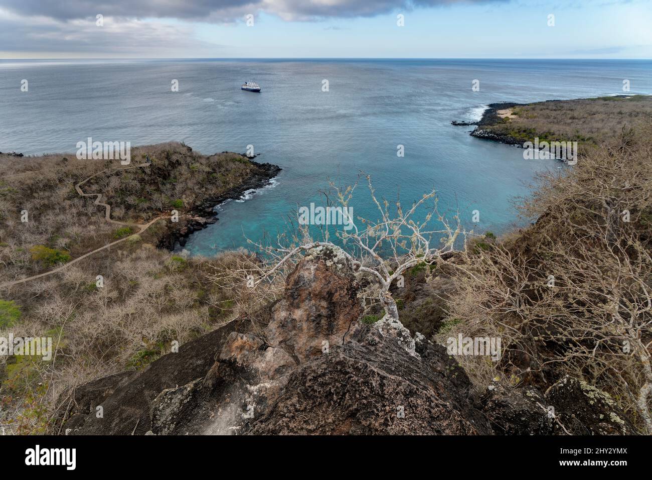 Darwin Bay, Vista da Mirador Cerro Tijeretas, San Cristóbal, Galápagos, Ecuador Foto Stock
