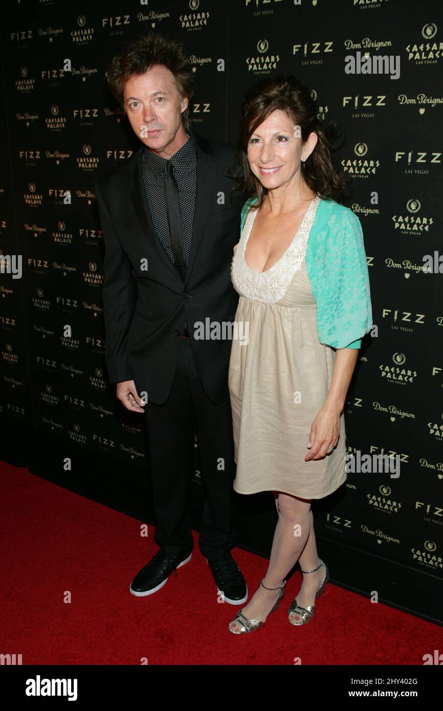 John Mahon e Pam Mahon sono presenti ad un evento al FIZZ Las Vegas, mentre celebra la sua grande apertura all'interno del Caesars Palace, dove hanno anche celebrato il compleanno di Sir Elton John Foto Stock