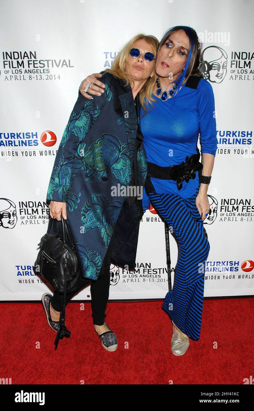 Rosanna Arquette e Alexis Arquette durante l'Indian Film Festival di Los Angeles, serata di apertura con tappeto rosso premiere di 'OLD' tenuto presso i cinema ARCLIGHT di Hollywood. Foto Stock