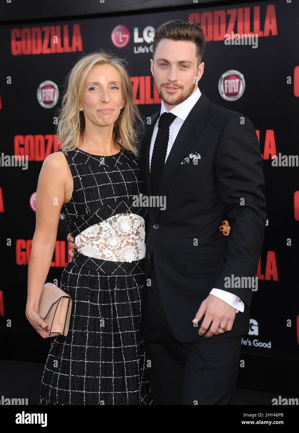 Aaron Taylor-Johnson & Sam Taylor-Wood frequentando la prima di Godzilla a Los Angeles, California. Foto Stock