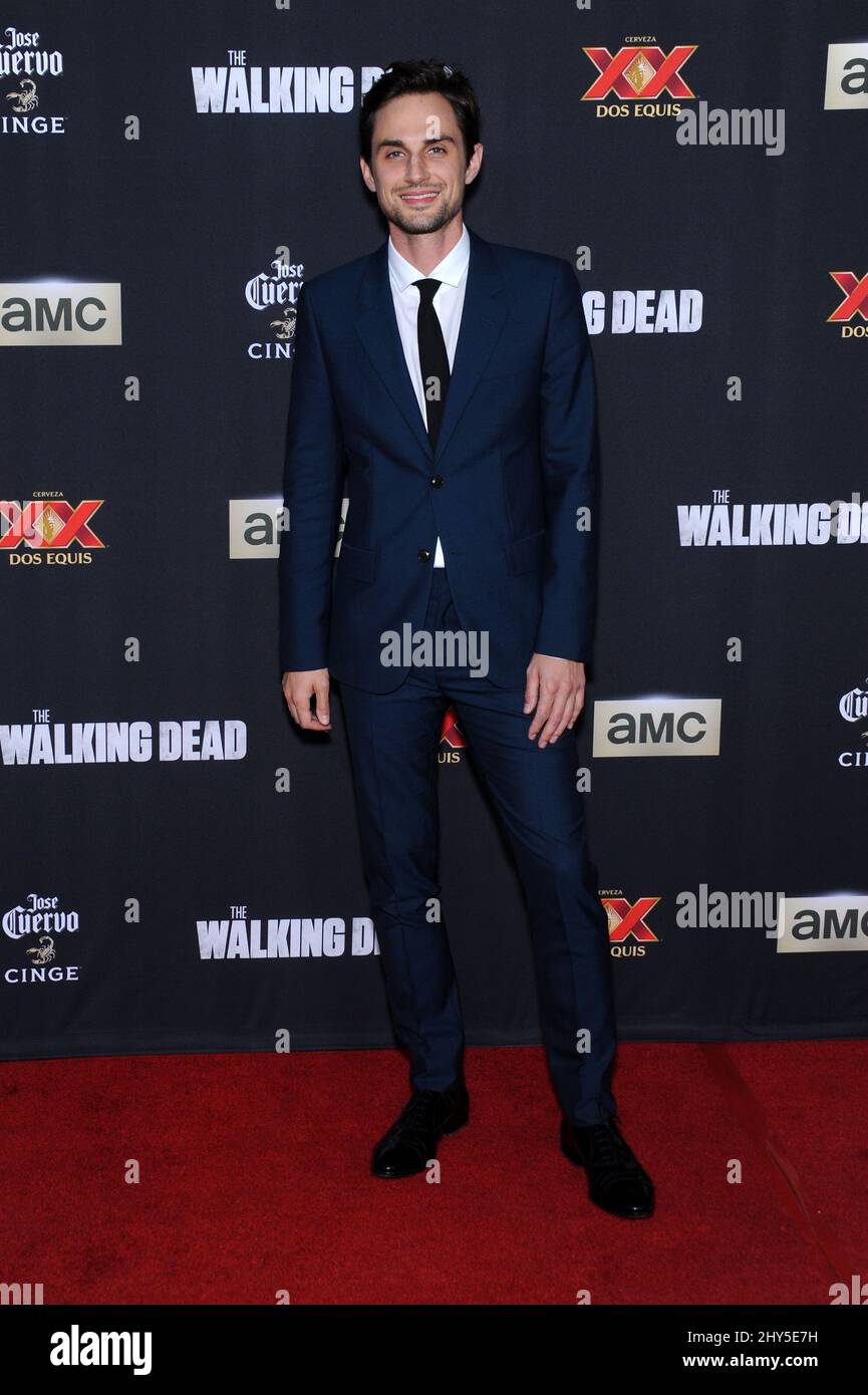 Andrew J. West partecipa alla prima stagione 'The Walking Dead' 5 all'AMC Universal Citywalk di Los Angeles, California. Foto Stock