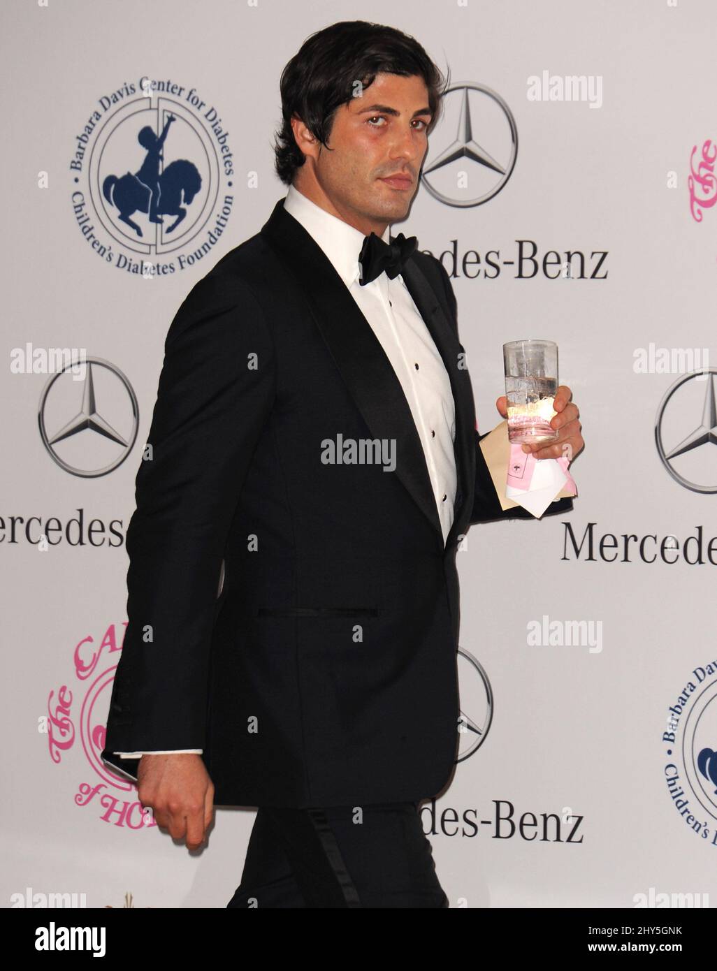 Brandon Davis arriva per il Carousel of Hope Ball che si tiene al Beverly Hilton Hotel di Los Angeles. Foto Stock