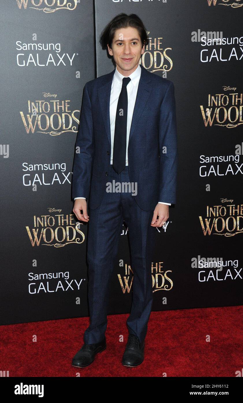 Michael Zegen partecipa alla prima mondiale 'into the Woods' al teatro Ziegfeld di New York, USA. Foto Stock