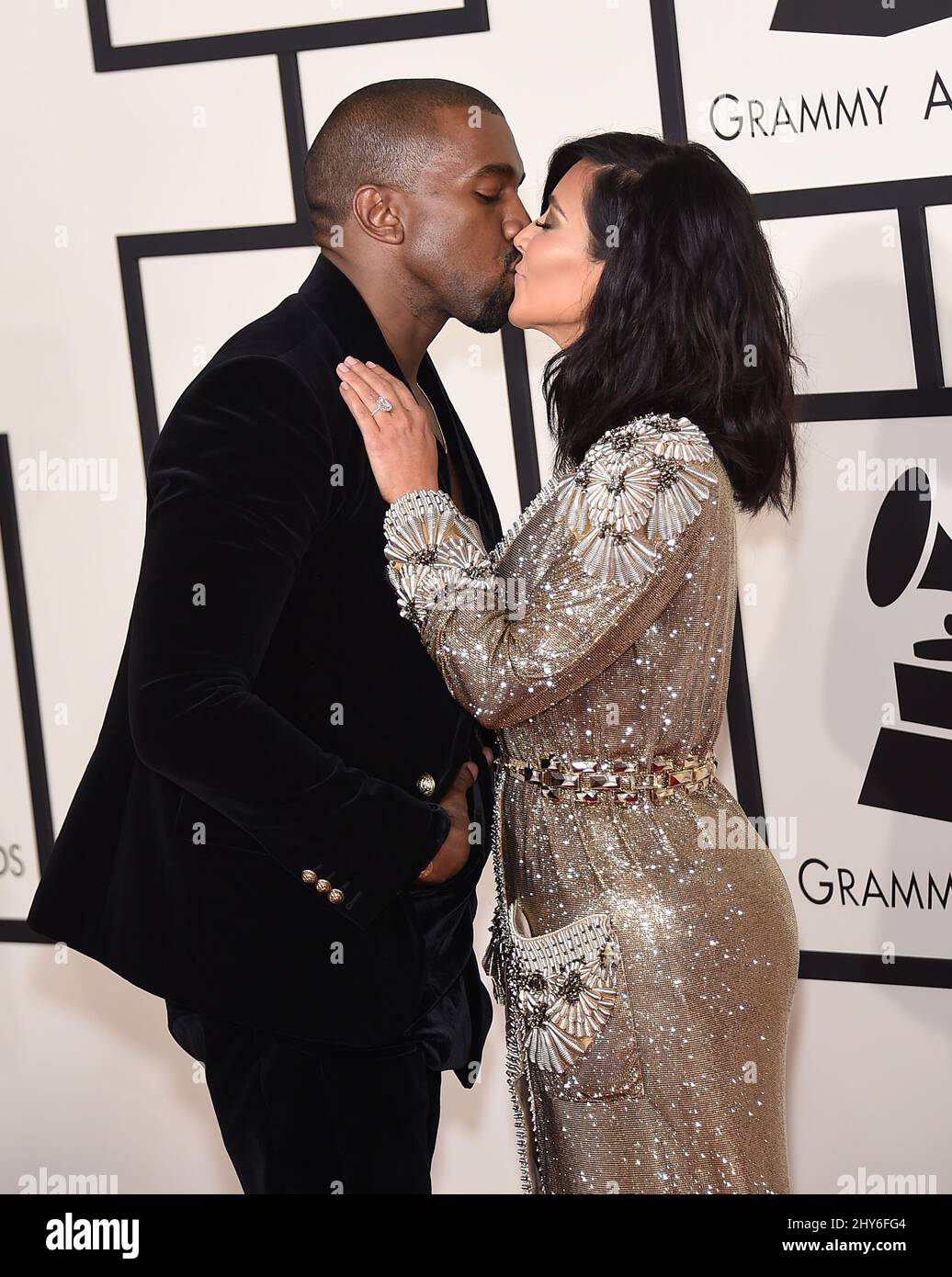 Kanye West e Kim Kardashian partecipano ai Grammy Awards 57th a Los Angeles, California. Foto Stock