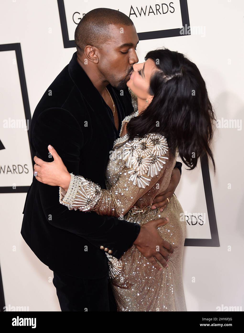 Kanye West e Kim Kardashian partecipano ai Grammy Awards 57th a Los Angeles, California. Foto Stock