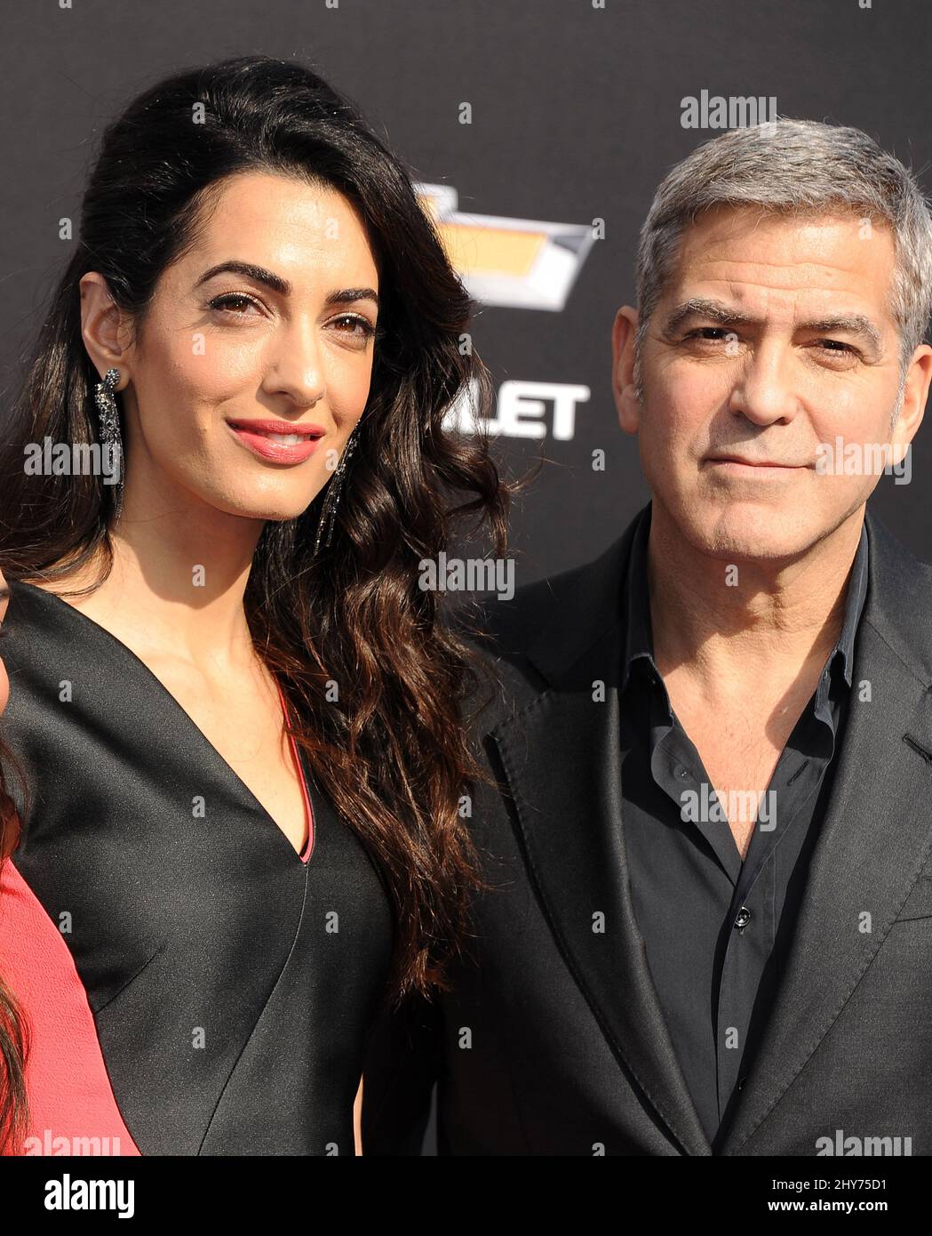 Amal Clooney, George Clooney che partecipa al 'Tomorrowland' World Premiere tenuto a Disneyland in Anaheim, California. Foto Stock